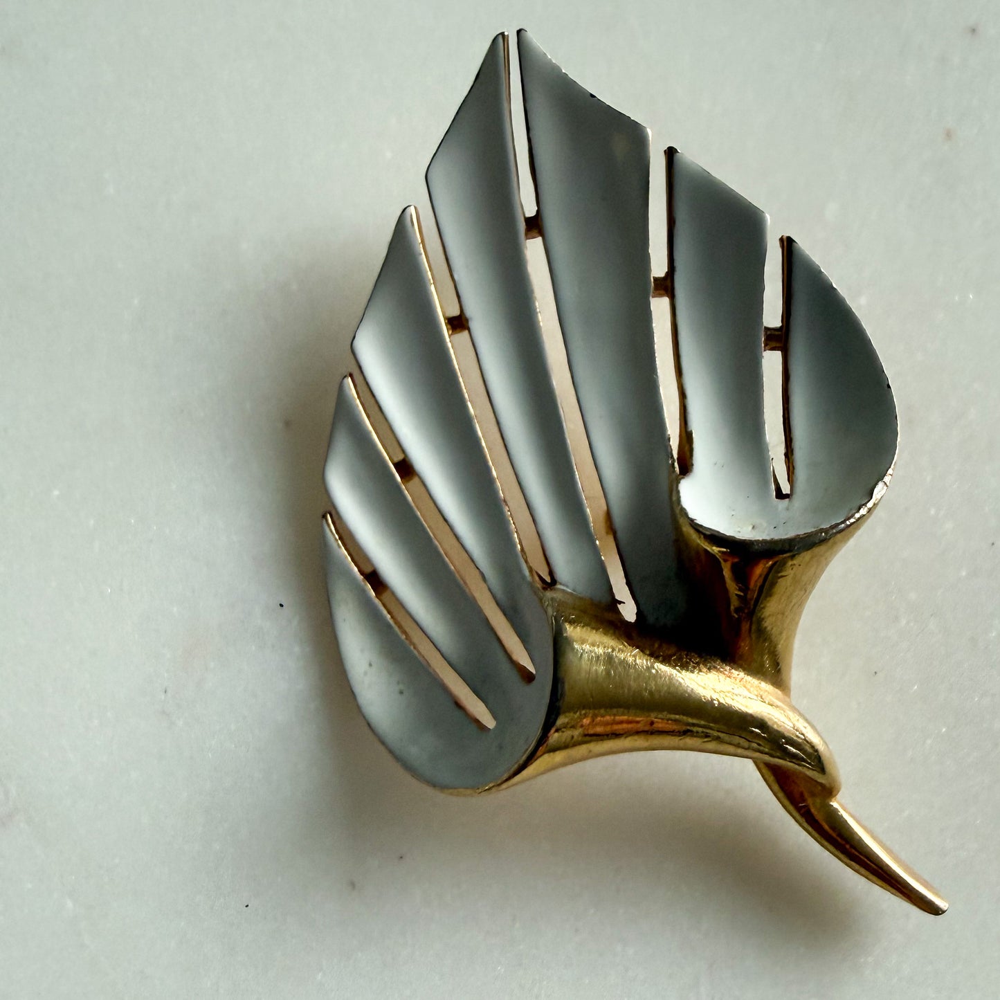 Palm Leaf White Enamel Vintage Lapel Pin