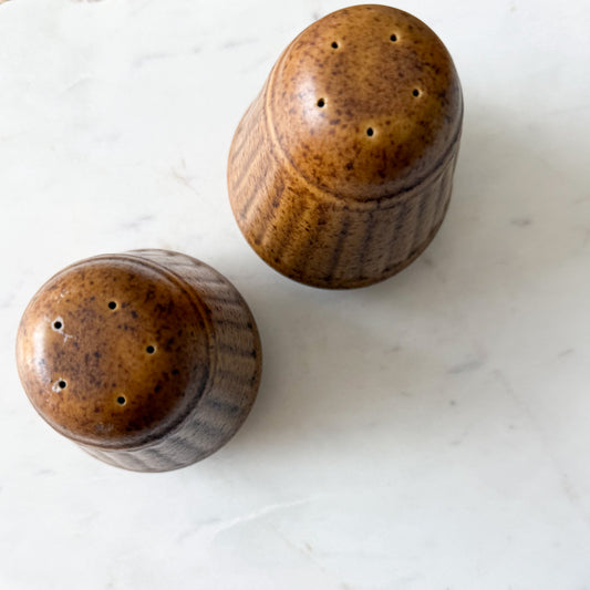 Aiden Vintage MCM Mid Century Modern Ceramic Shaker Set