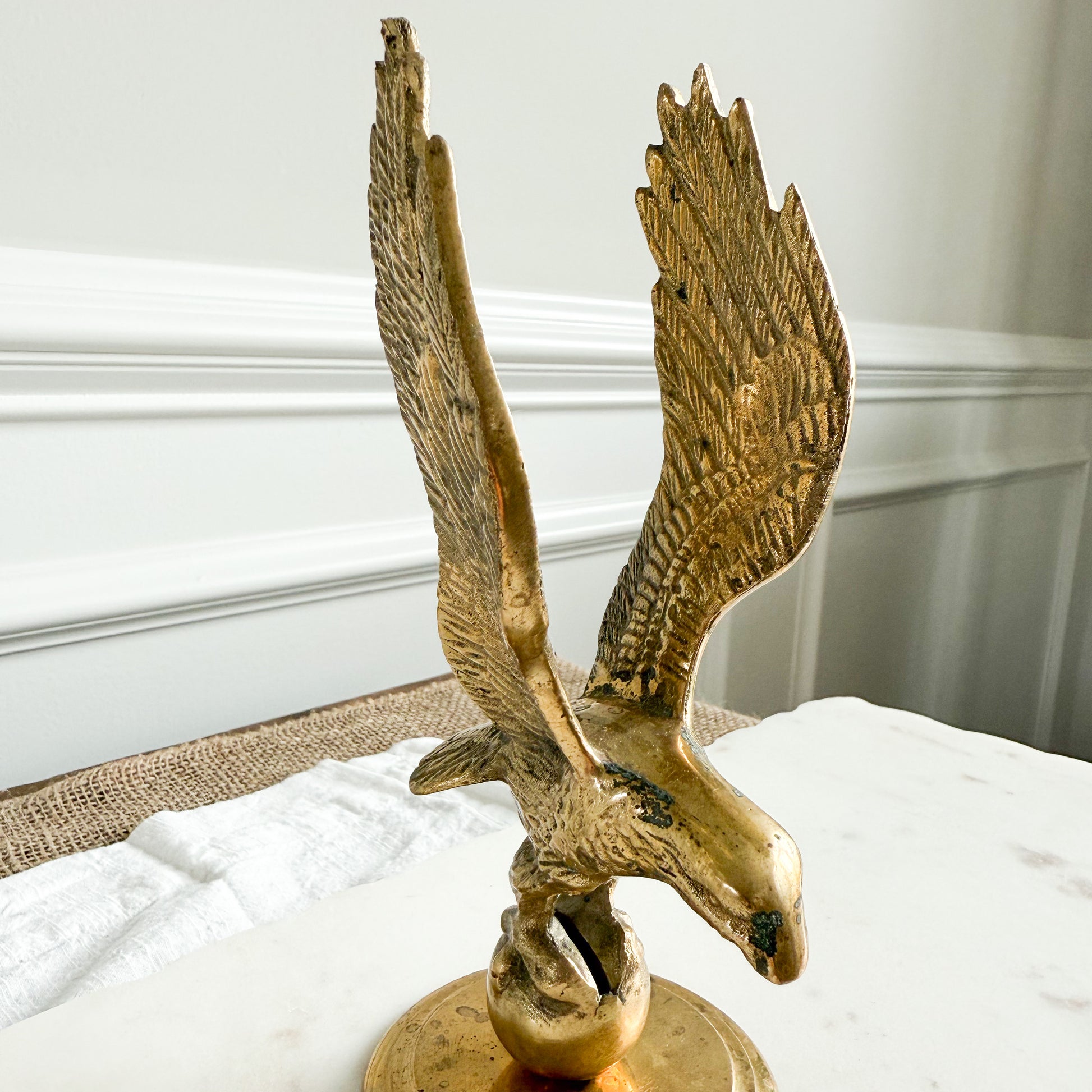 BelleStyle Vintage Brass Flying Eagle Statue