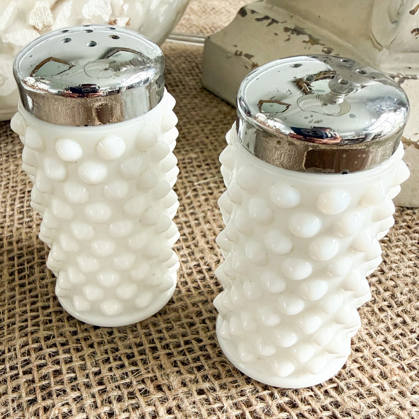Nantucket Vintage Milk Glass Salt & Pepper Shakers - BelleStyle