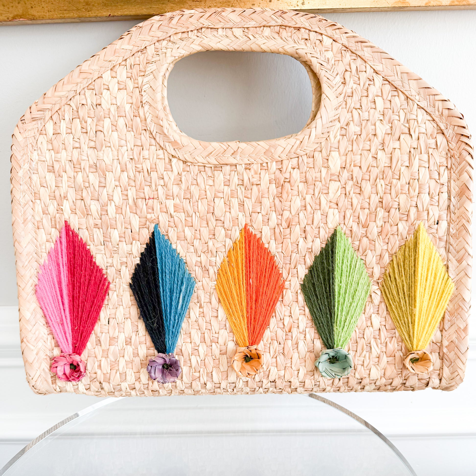 Maria Vintage 1970’s Straw Yarn Flower Handle Bag - BelleStyle