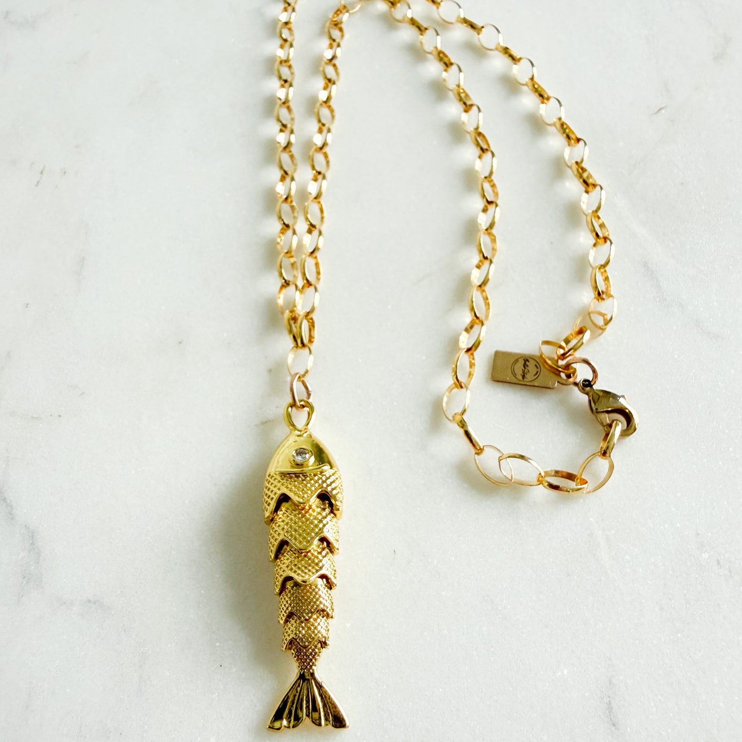 Catarina Fish 14KTGF Oval chain Necklace - BelleStyle