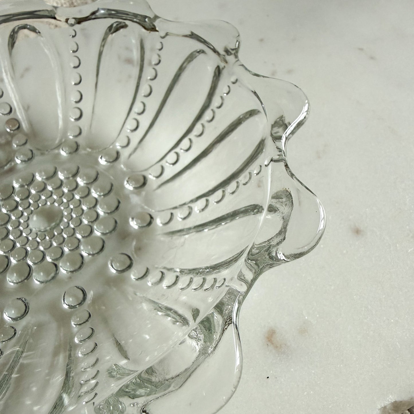 Puffer Vintage Glass Scalloped Jewelry Bowl