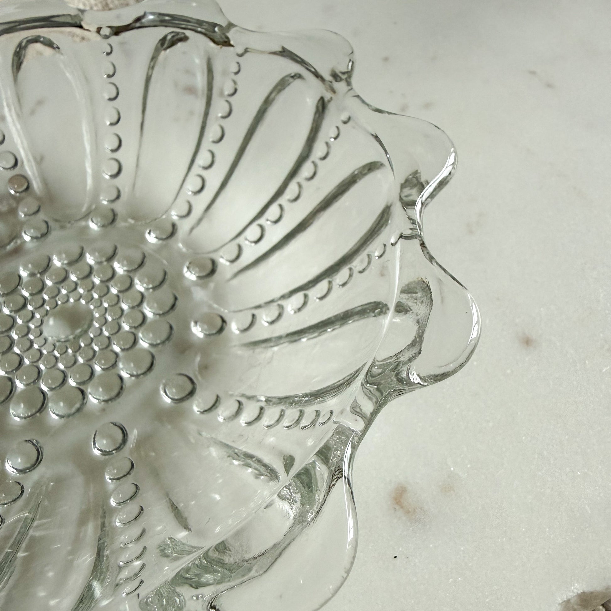 Puffer Vintage Glass Scalloped Jewelry Bowl