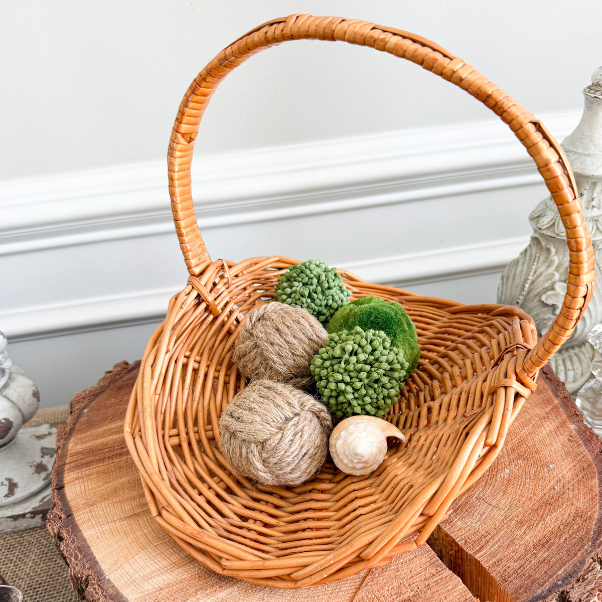 Honey Vintage Small French Market Gathering Basket - BelleStyle