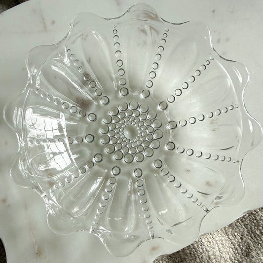 Puffer Vintage Glass Scalloped Jewelry Bowl