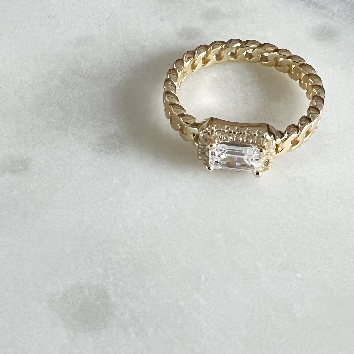 Rectangle Baguette Gold Curb Ring SIze 7 - BelleStyle
