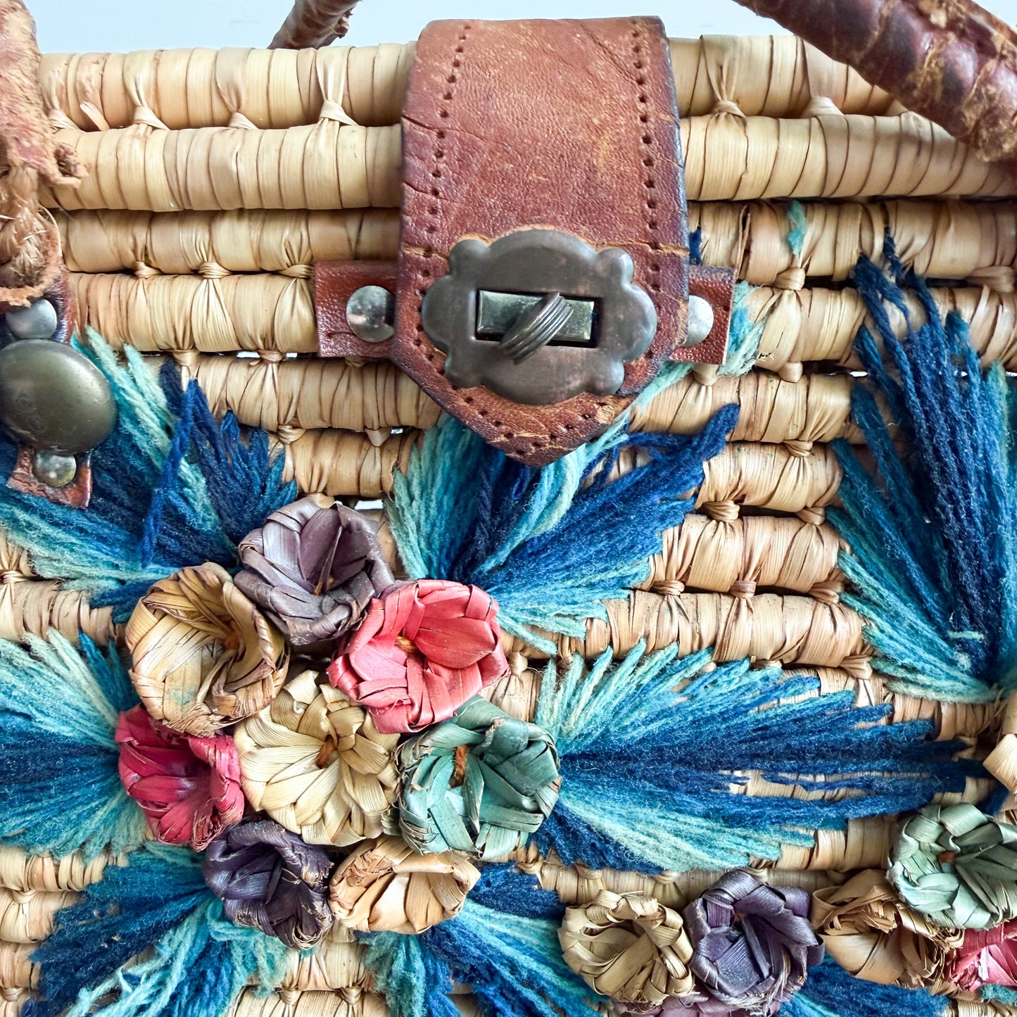 Monterrey Bohemian Vintage 1960’s Handwoven Raffia Palm Picnic Basket