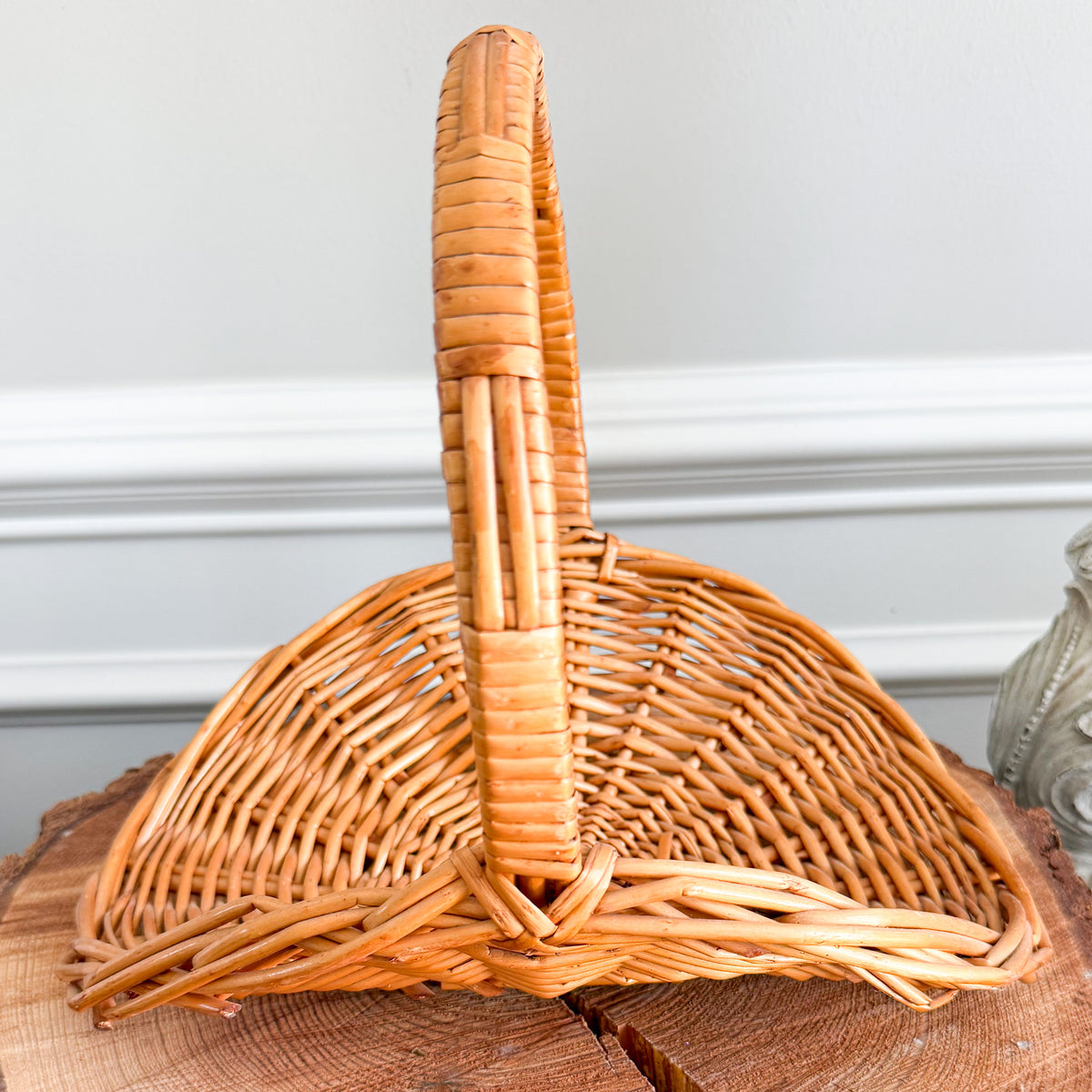 Honey Vintage Small French Market Gathering Basket - BelleStyle