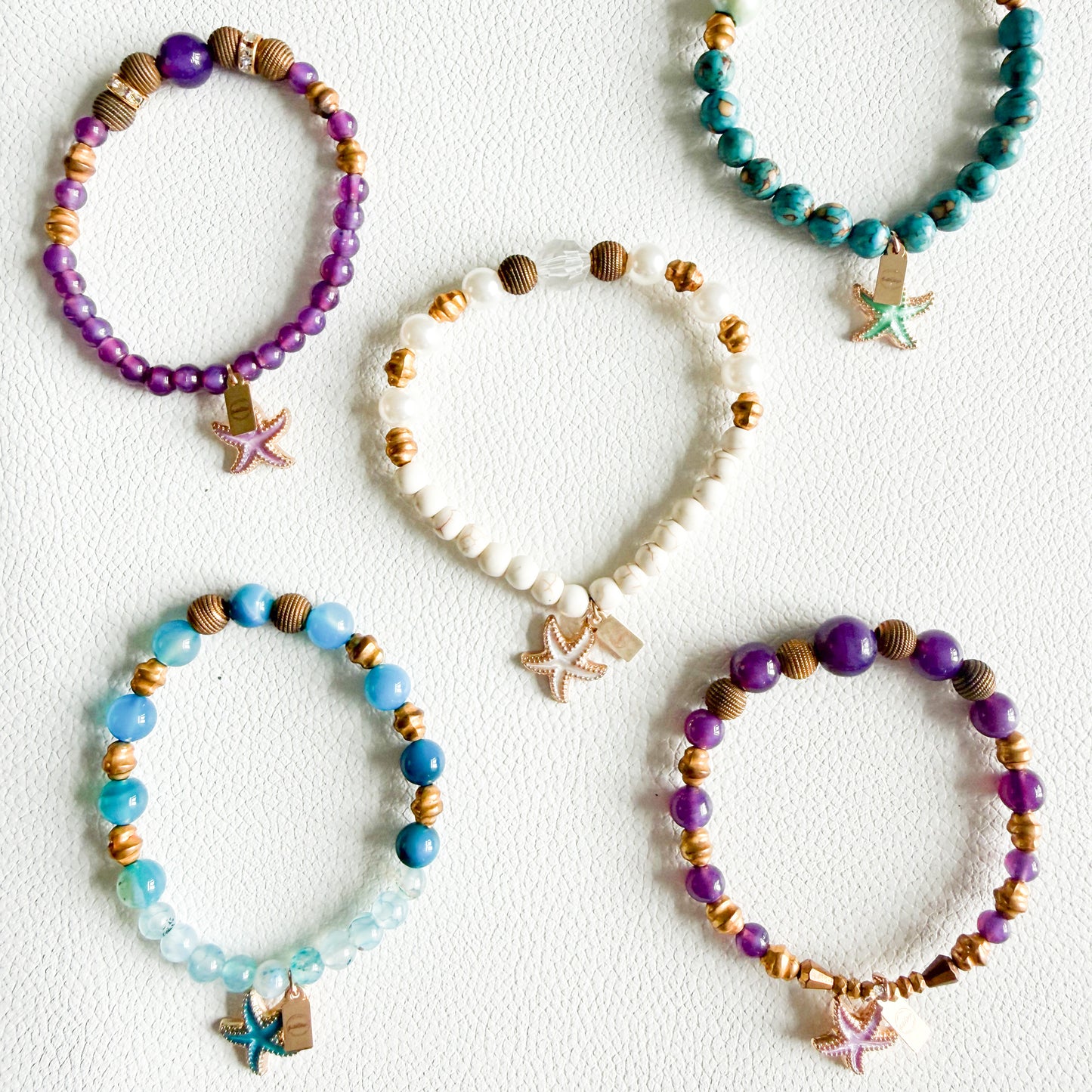 Starfish Sustainable Semi-Precious Stone Vintage Brass Charm Stretch Bracelet - BelleStyle