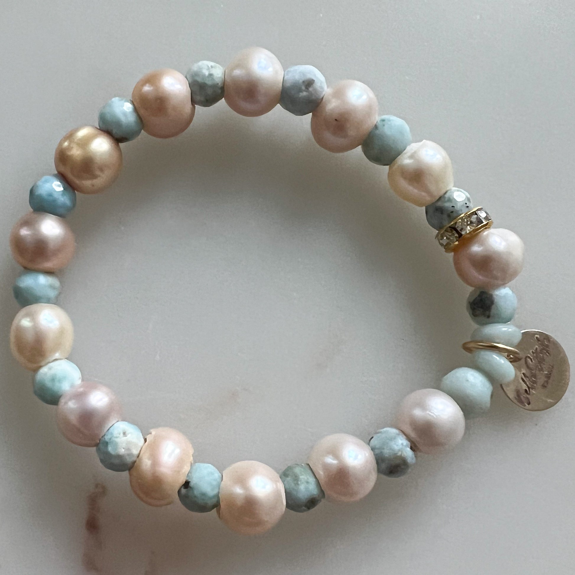 Larimar Blush Freshwater Pearl Bracelet - BelleStyle