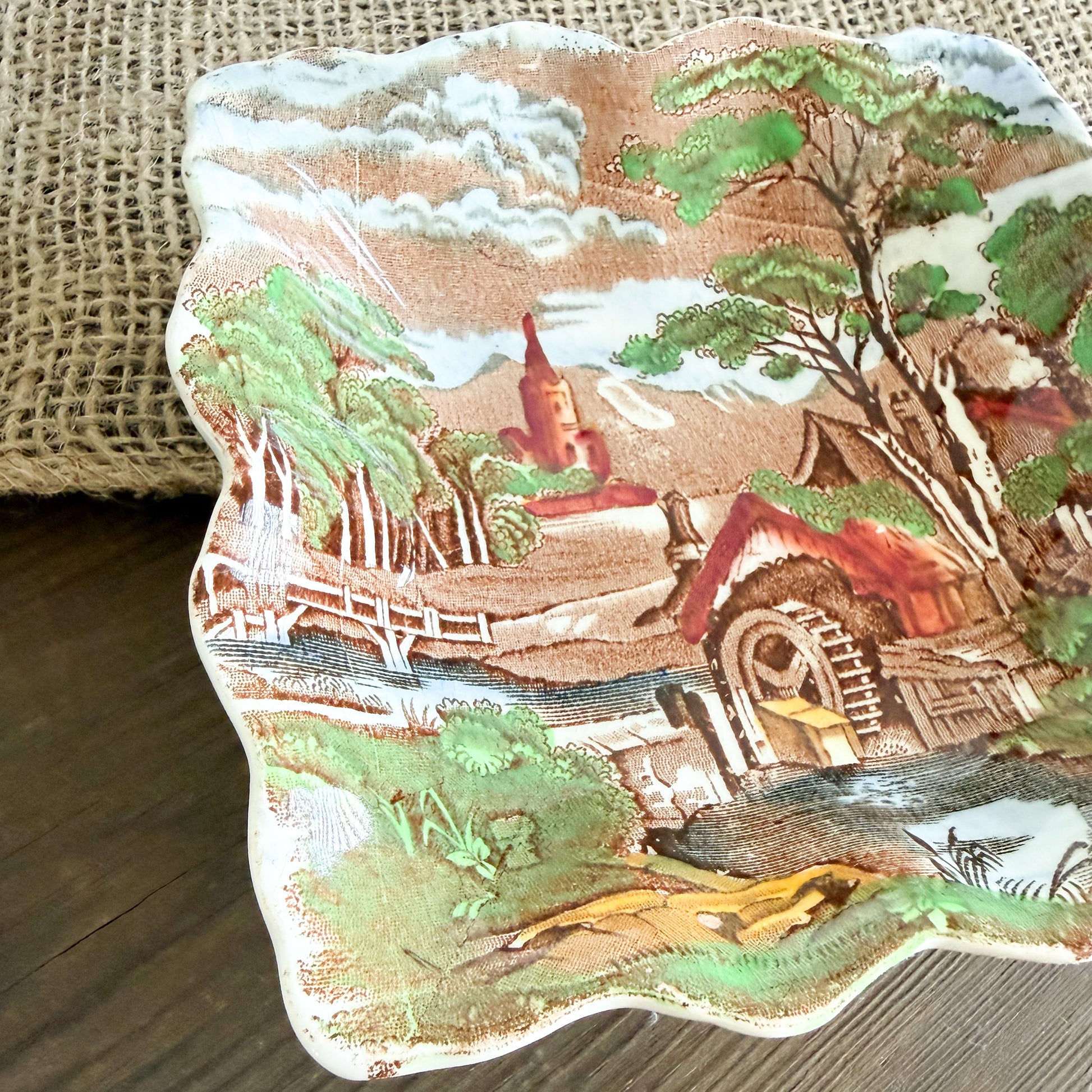 Rural England Vintage English Countryside Jewelry Dish