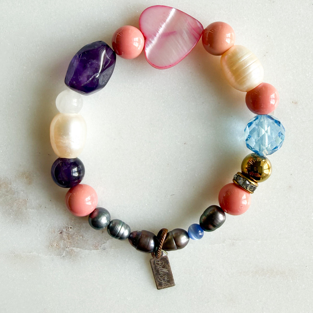 Pinkie Girl’s Mother of Pearl Pink Heart Bracelet - BelleStyle