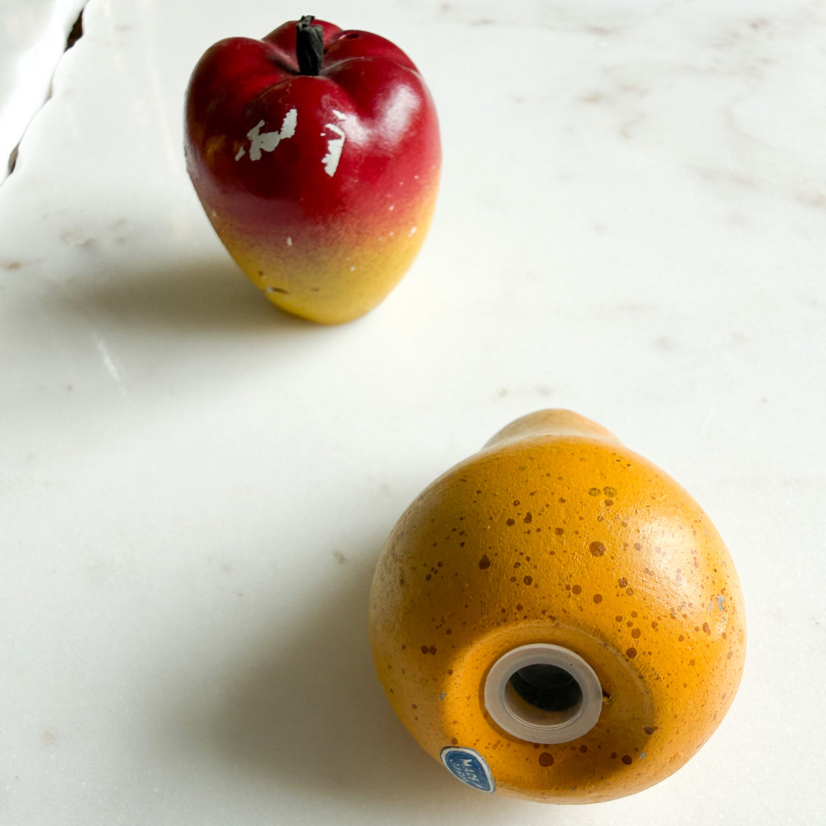Apple Pear MCM Hand Painted Salt Pepper Shakers - BelleStyle