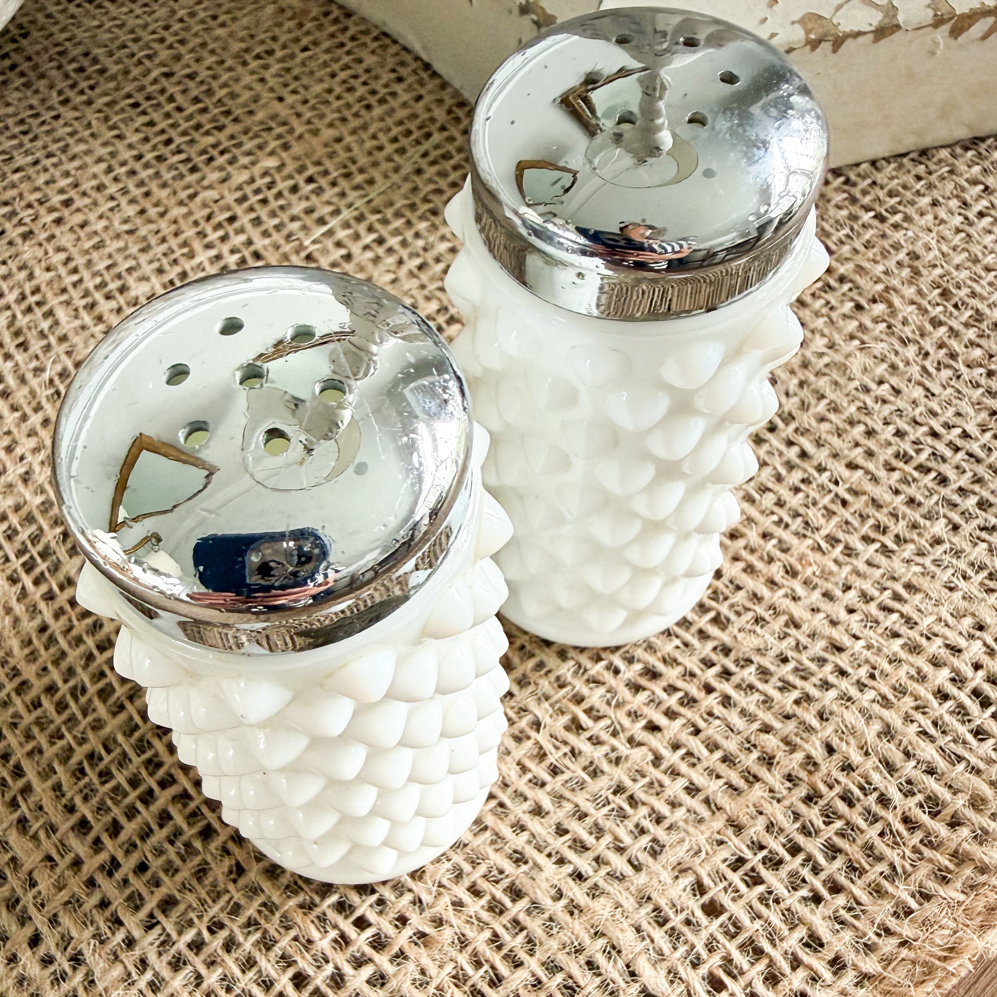 Nantucket Vintage Milk Glass Salt & Pepper Shakers - BelleStyle