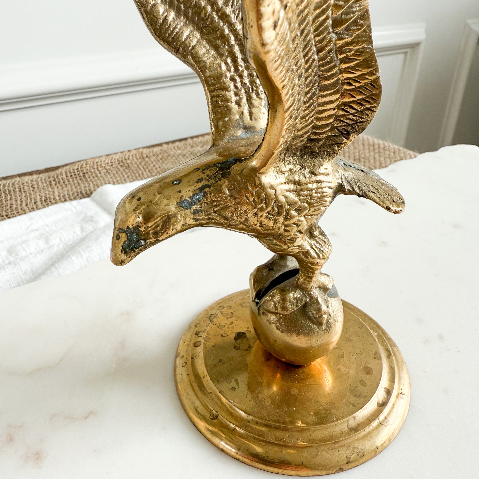 BelleStyle Vintage Brass Flying Eagle Statue