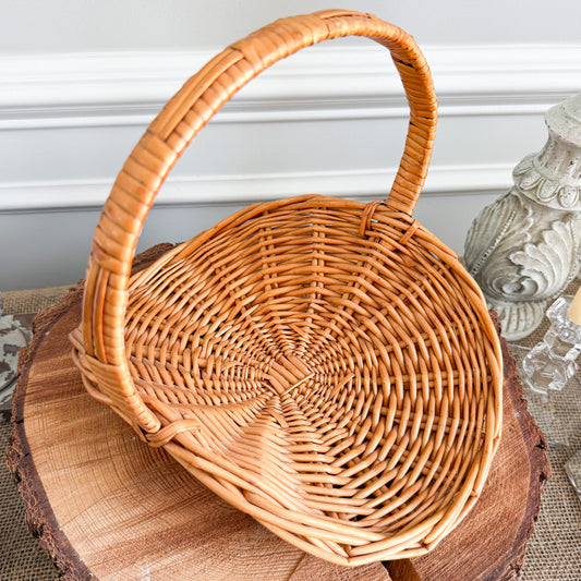 Honey Vintage Small French Market Gathering Basket - BelleStyle