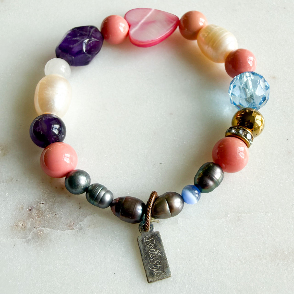 Pinkie Girl’s Mother of Pearl Pink Heart Bracelet - BelleStyle
