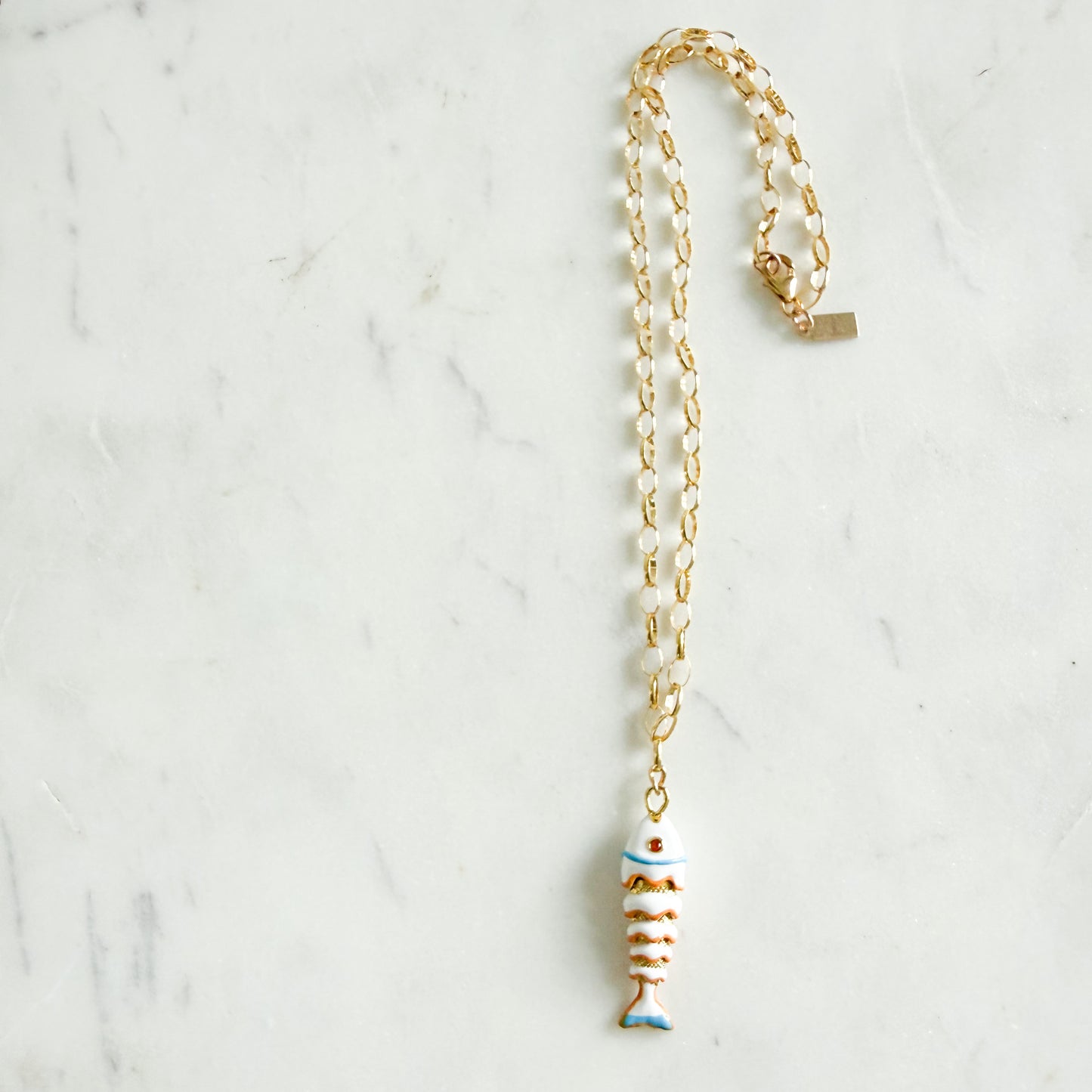 Catarina Fish 14KTGF Oval chain Necklace - BelleStyle