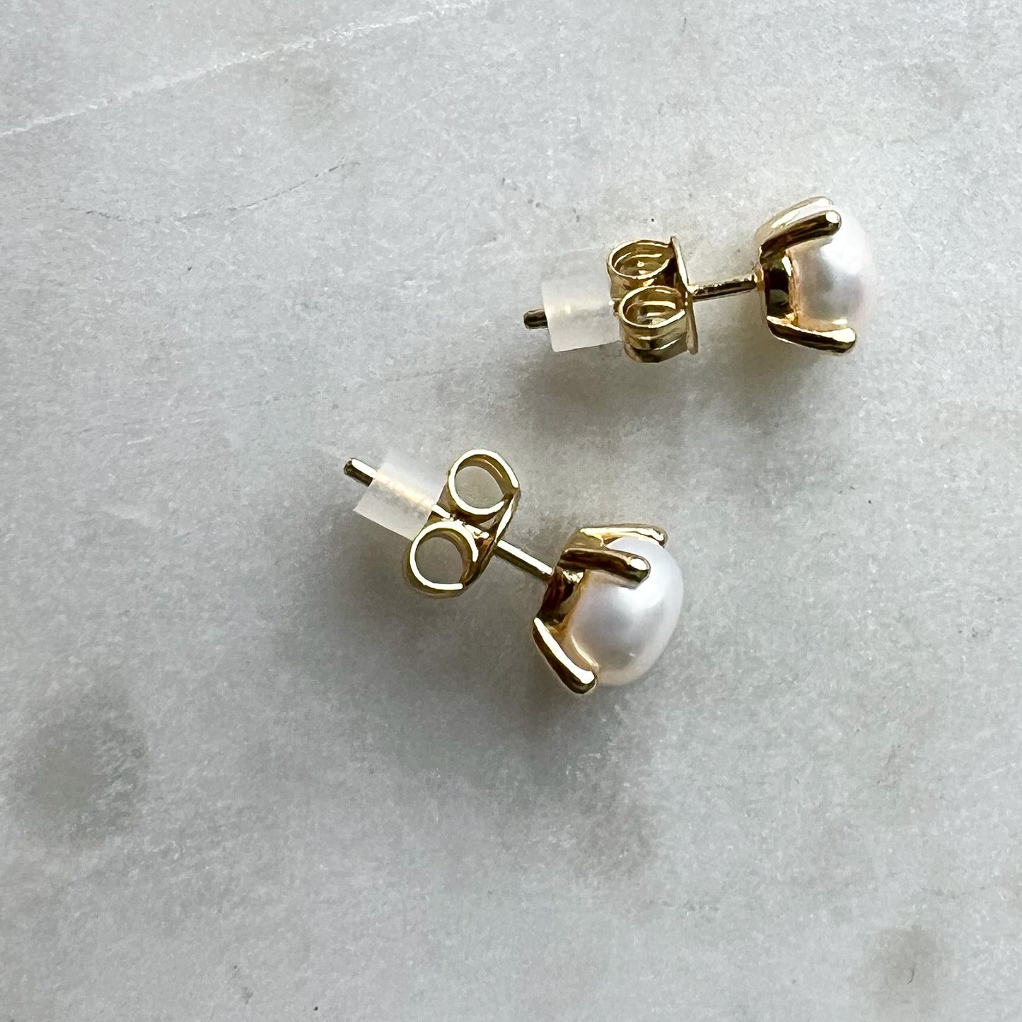 Penelope Freshwater Pearl Post Earrings - BelleStyle