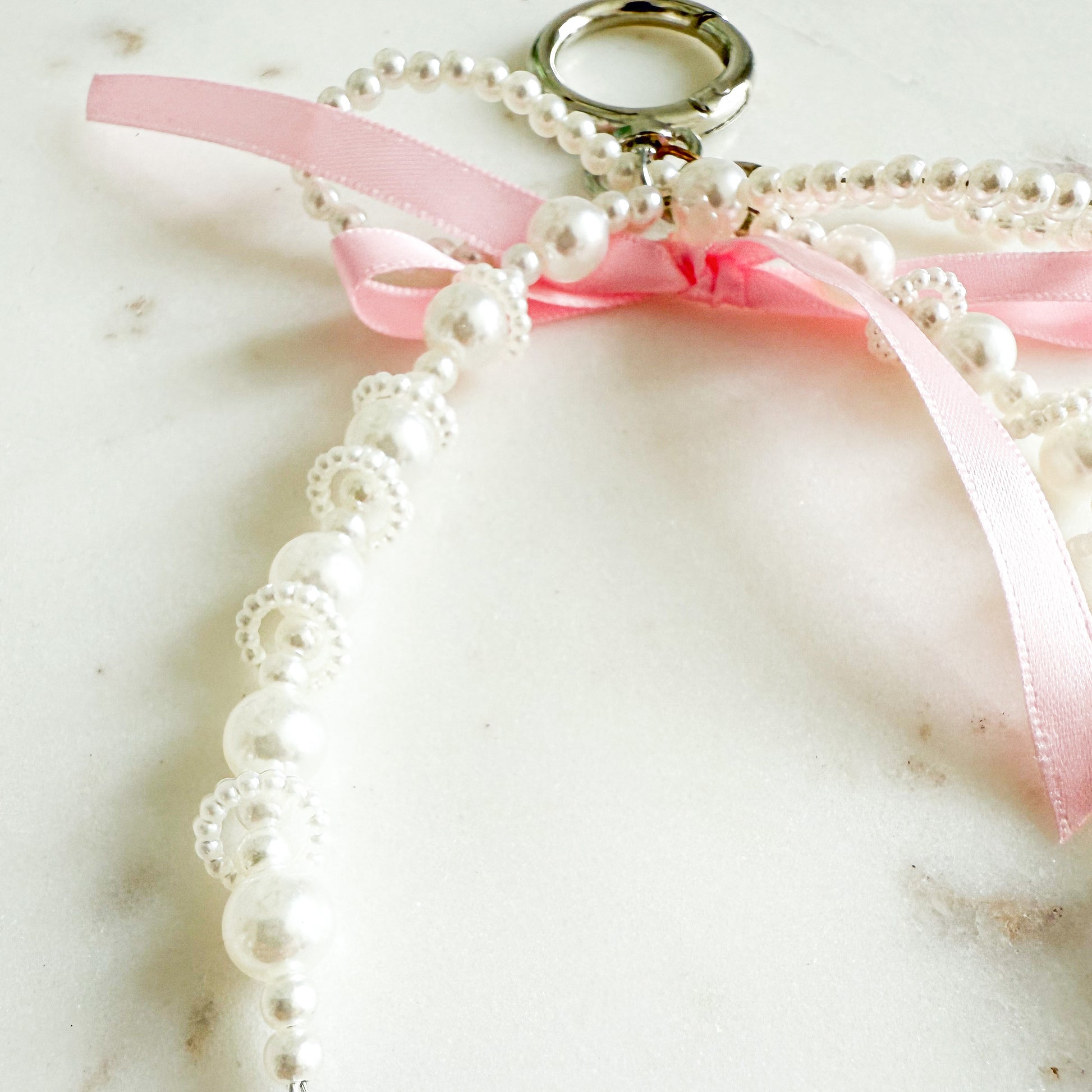 Pink Bow Ribbon Faux Pearl Keychain - BelleStyle