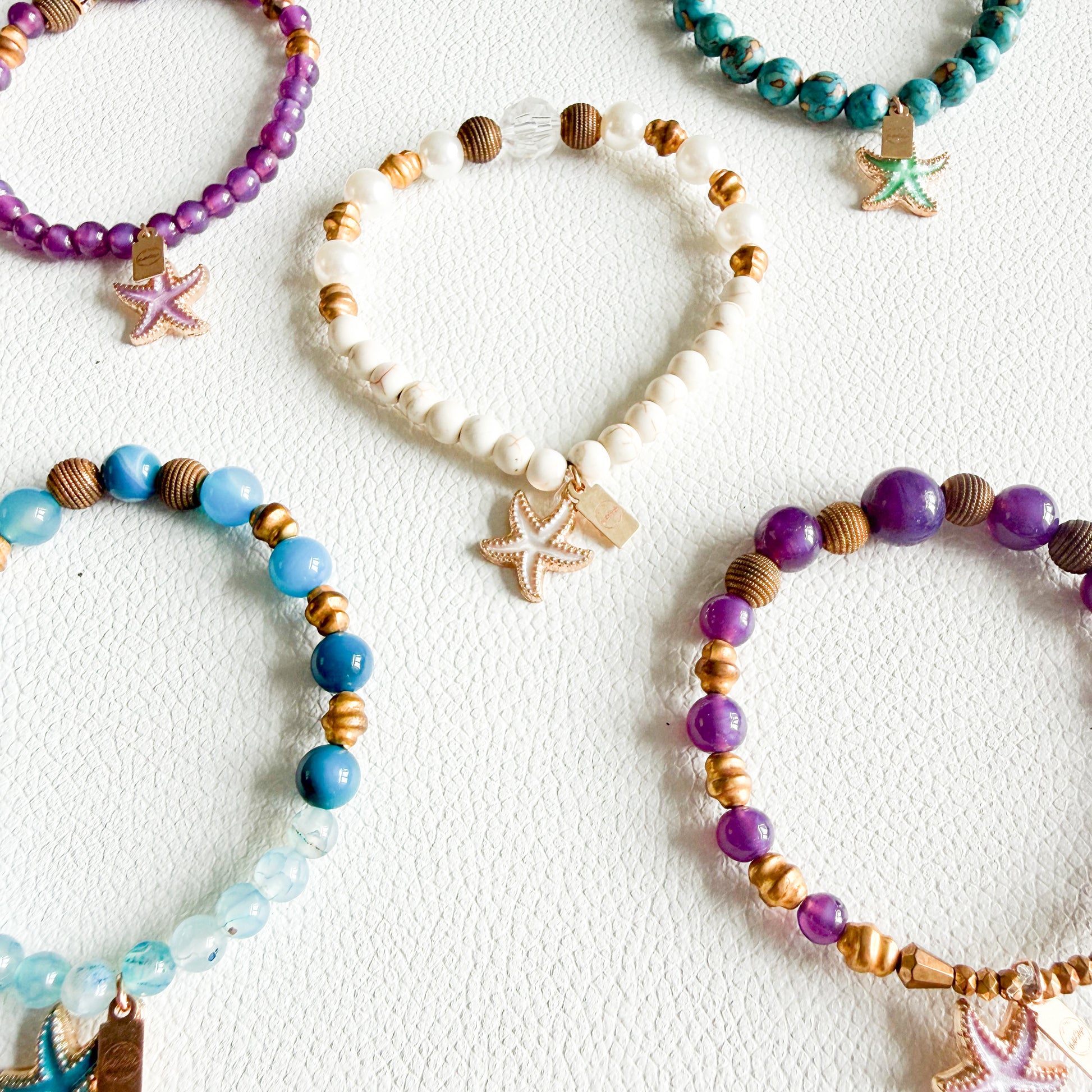 Starfish Sustainable Semi-Precious Stone Vintage Brass Charm Stretch Bracelet - BelleStyle