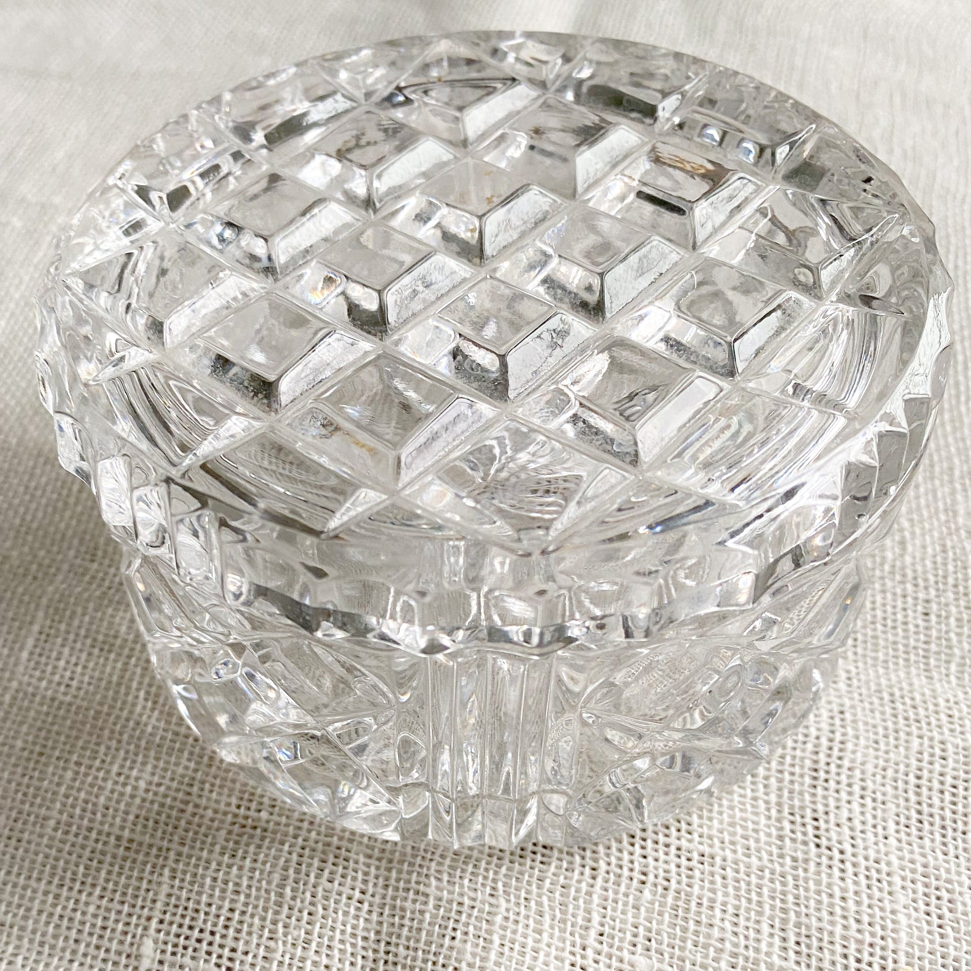 McGee Sustainable Crystal Jewelry Dish - Bellestyle