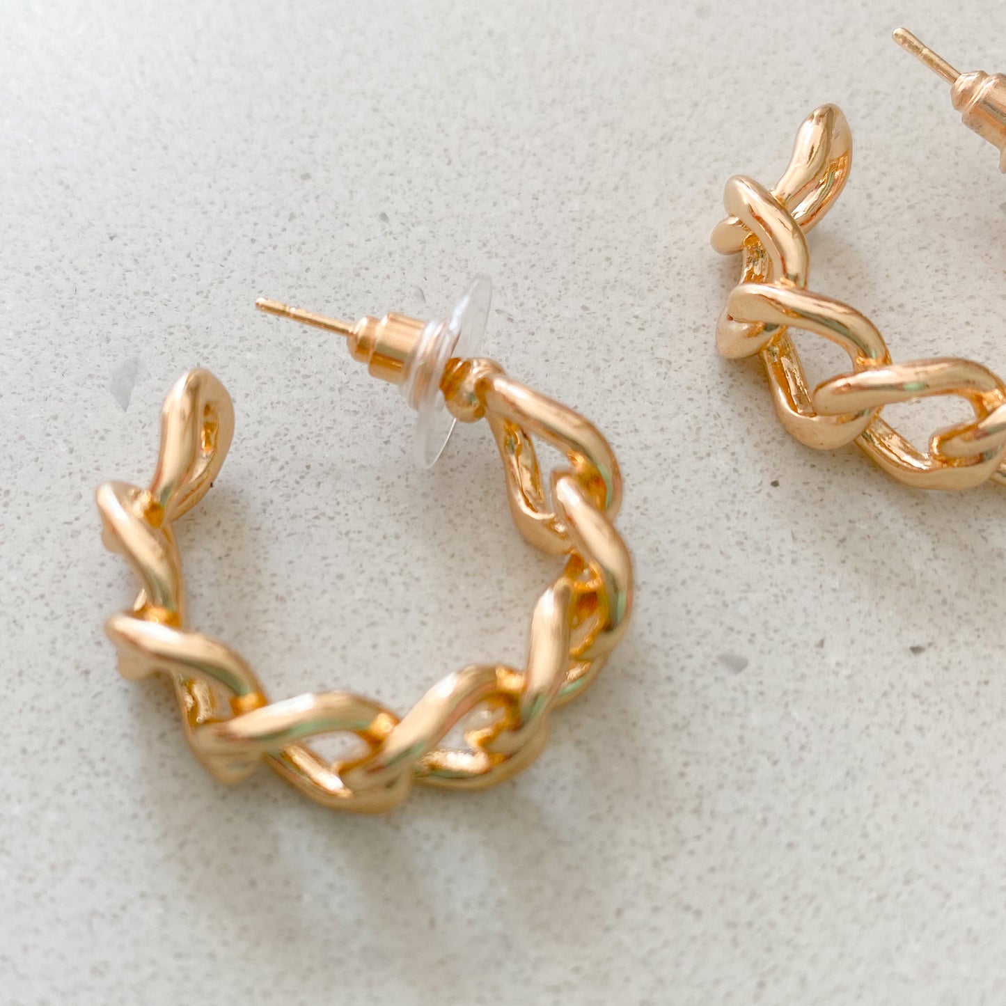 Curb Chain Link Hoop EarringS - BelleStyle