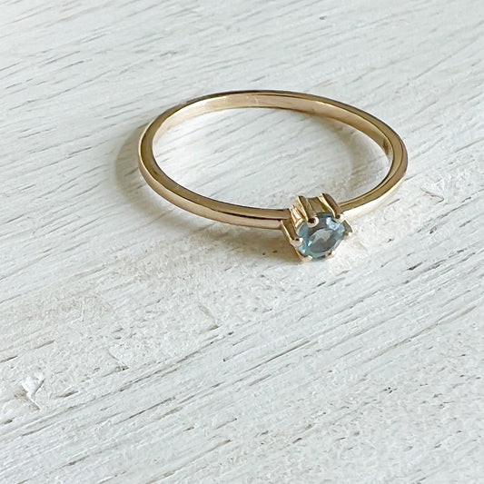Ciel Blue Topaz 14K Gold Ring - BelleStyle