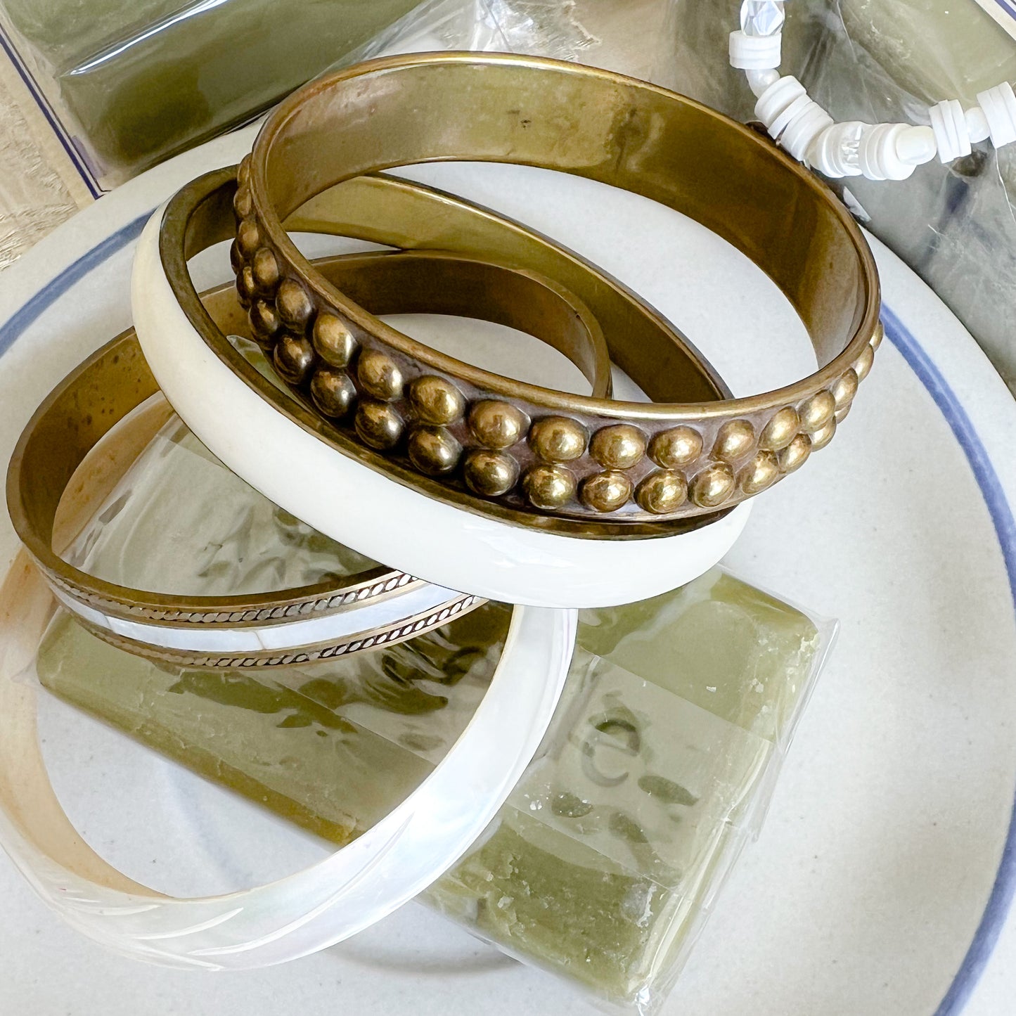 Bone and Brass Vintage Sustainable Bracelet - BelleStyle