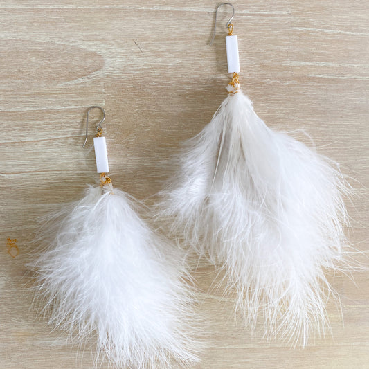 Willow Ostrich Earrings - Bellestyle white feather sustainable fashion item