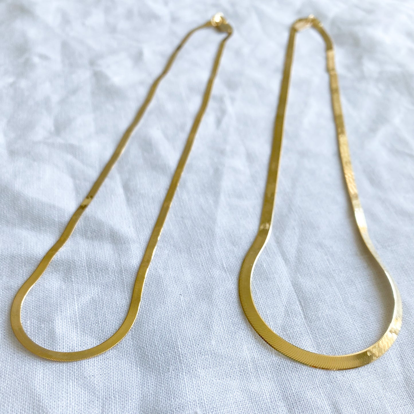 Baldwyn Gold 14KT Herringbone Chain Necklace - BelleStyle 18 inch chain necklace unisex precious metal