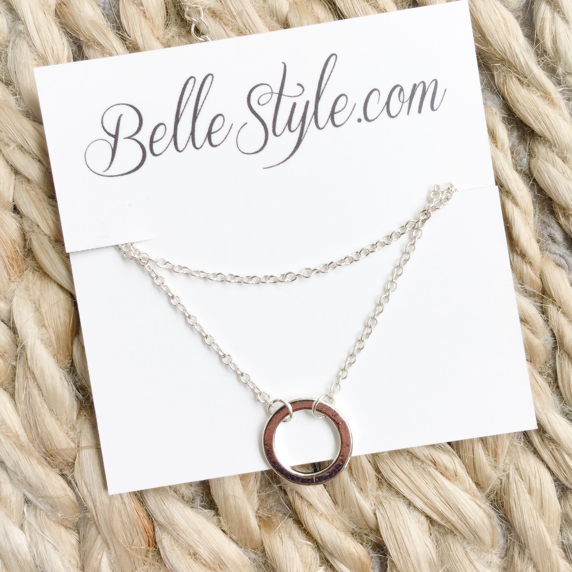 Circle Necklace - BelleStyle