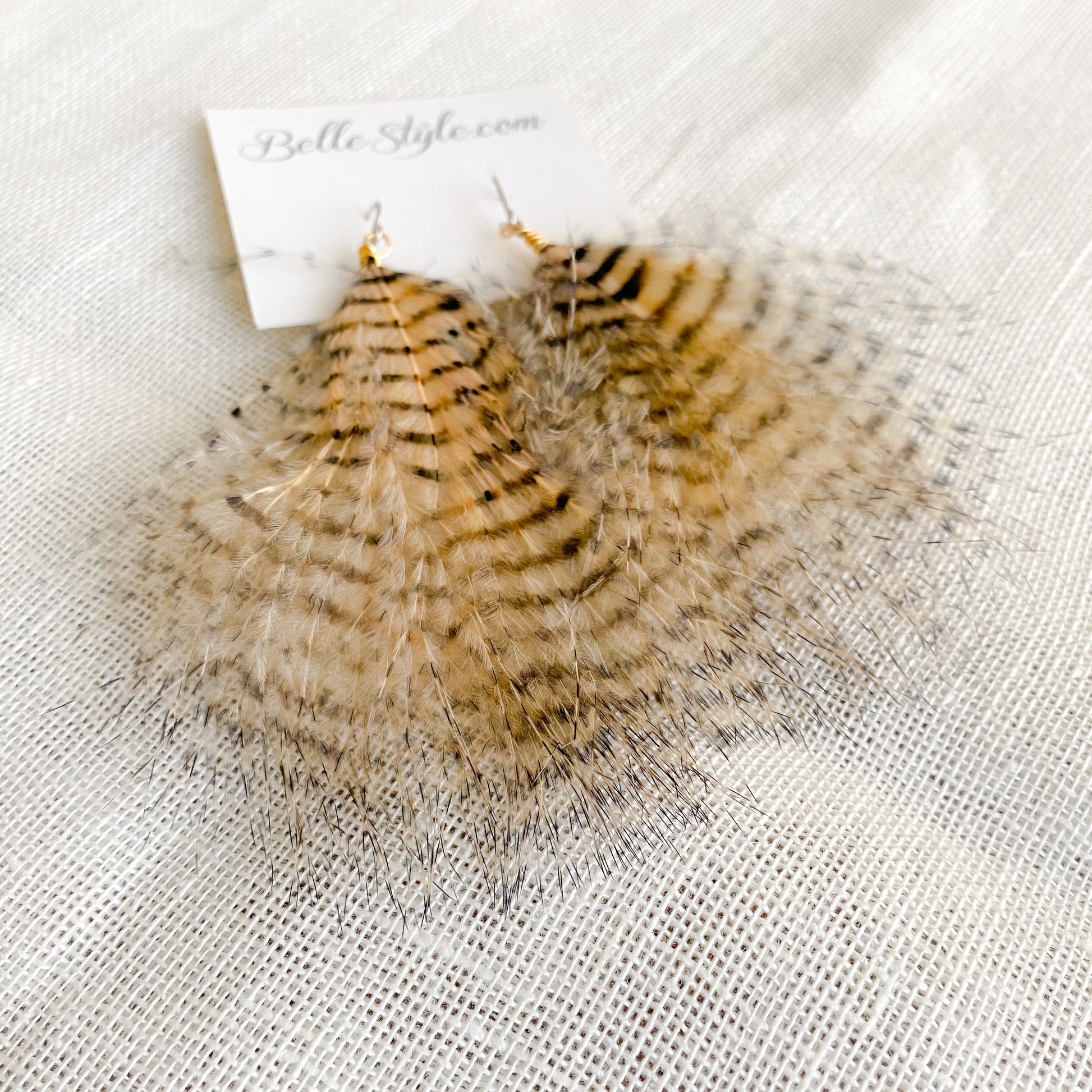 Tiger Feather Earrings - Bellestyle natural maribu