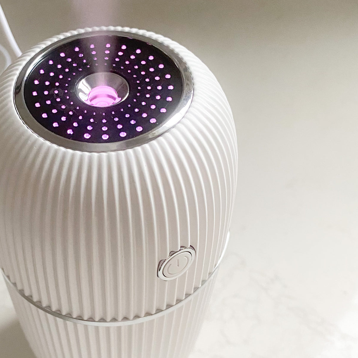 Mini White Diffuser Humidifier – BelleStyle