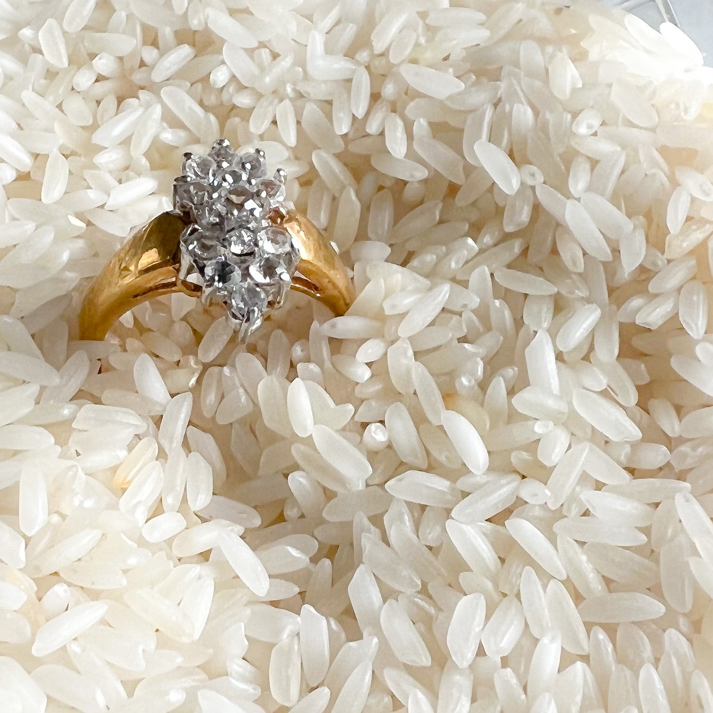 Boa Vintage Gold Crystal Ring - Bellestyle