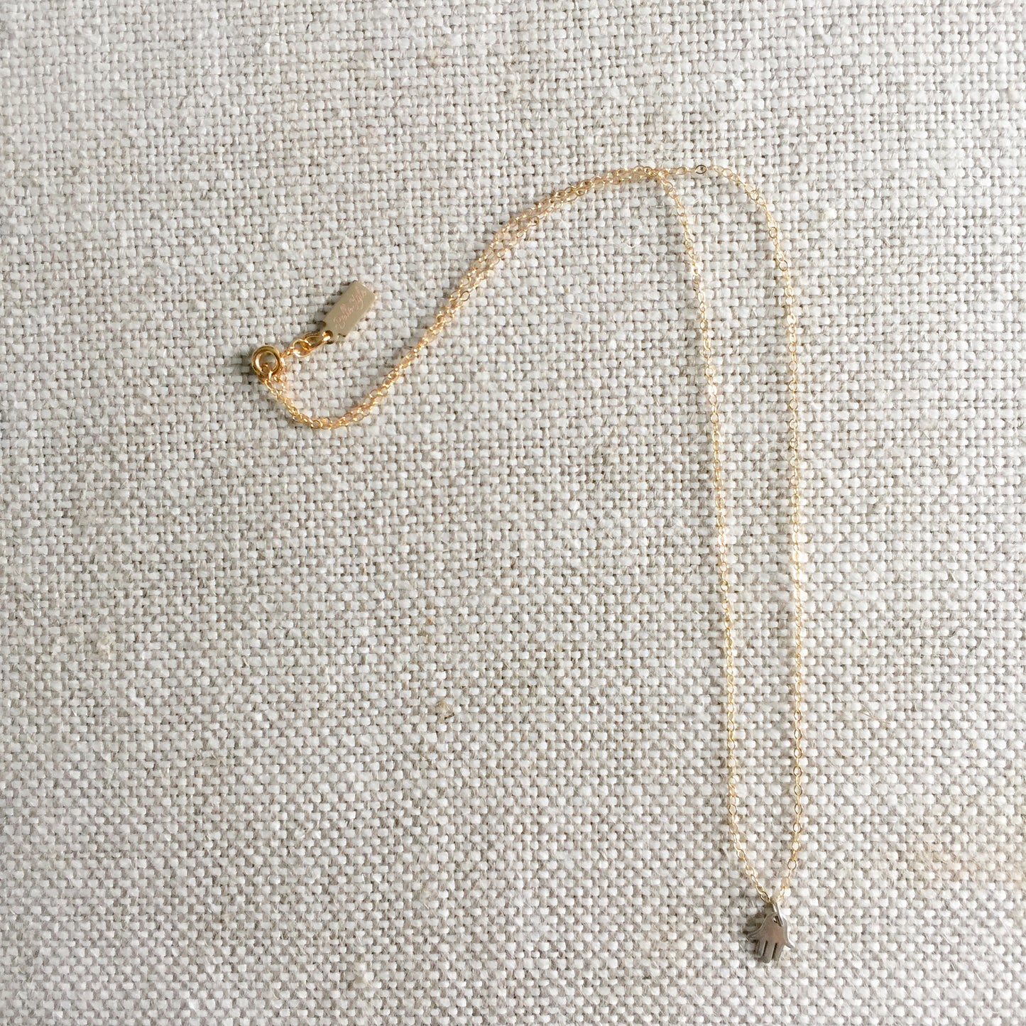 Hamsa Silver Mini Necklace - BelleStyle