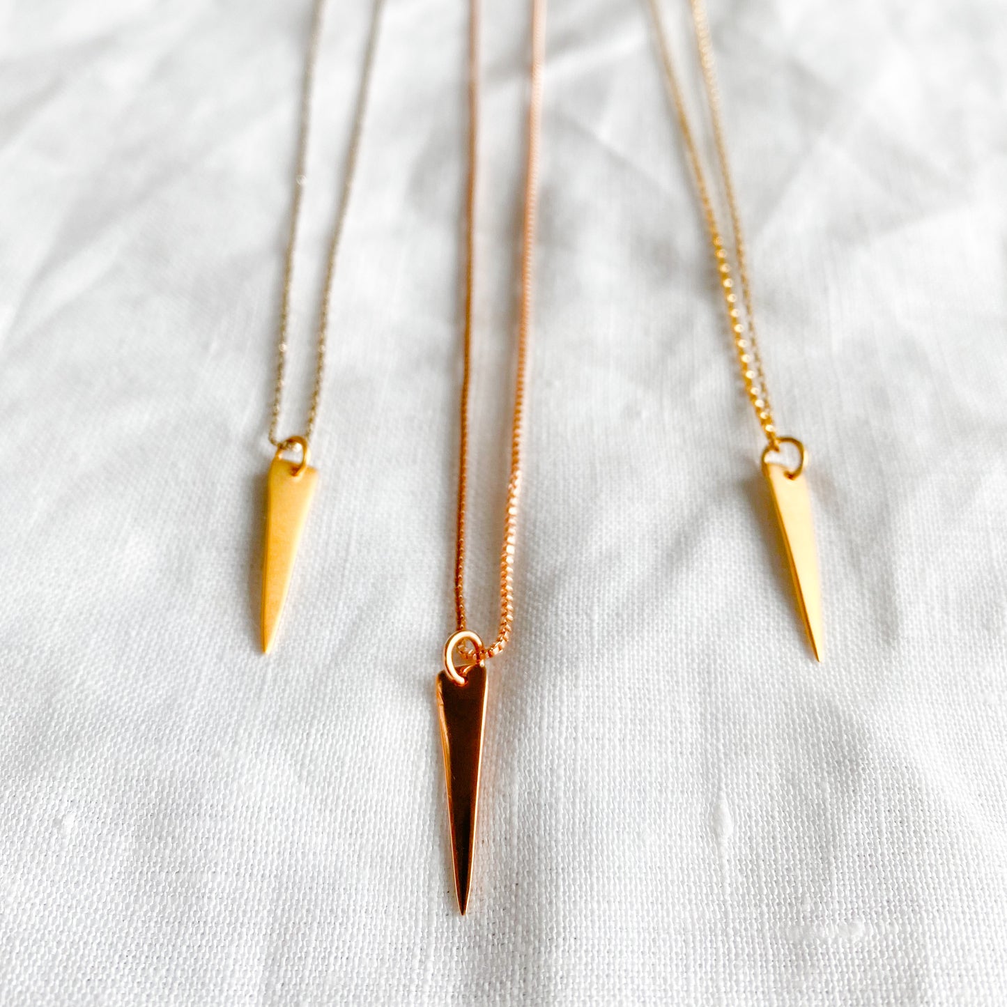 Triangle Necklace - BelleStyle