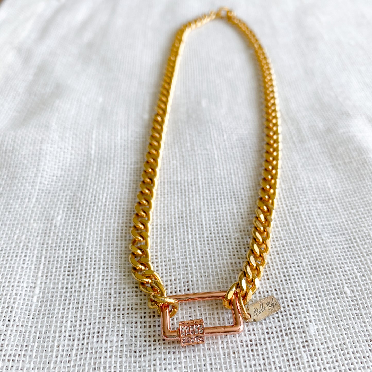Jordan Rose Gold Lock Choker Necklace - Bellestyle