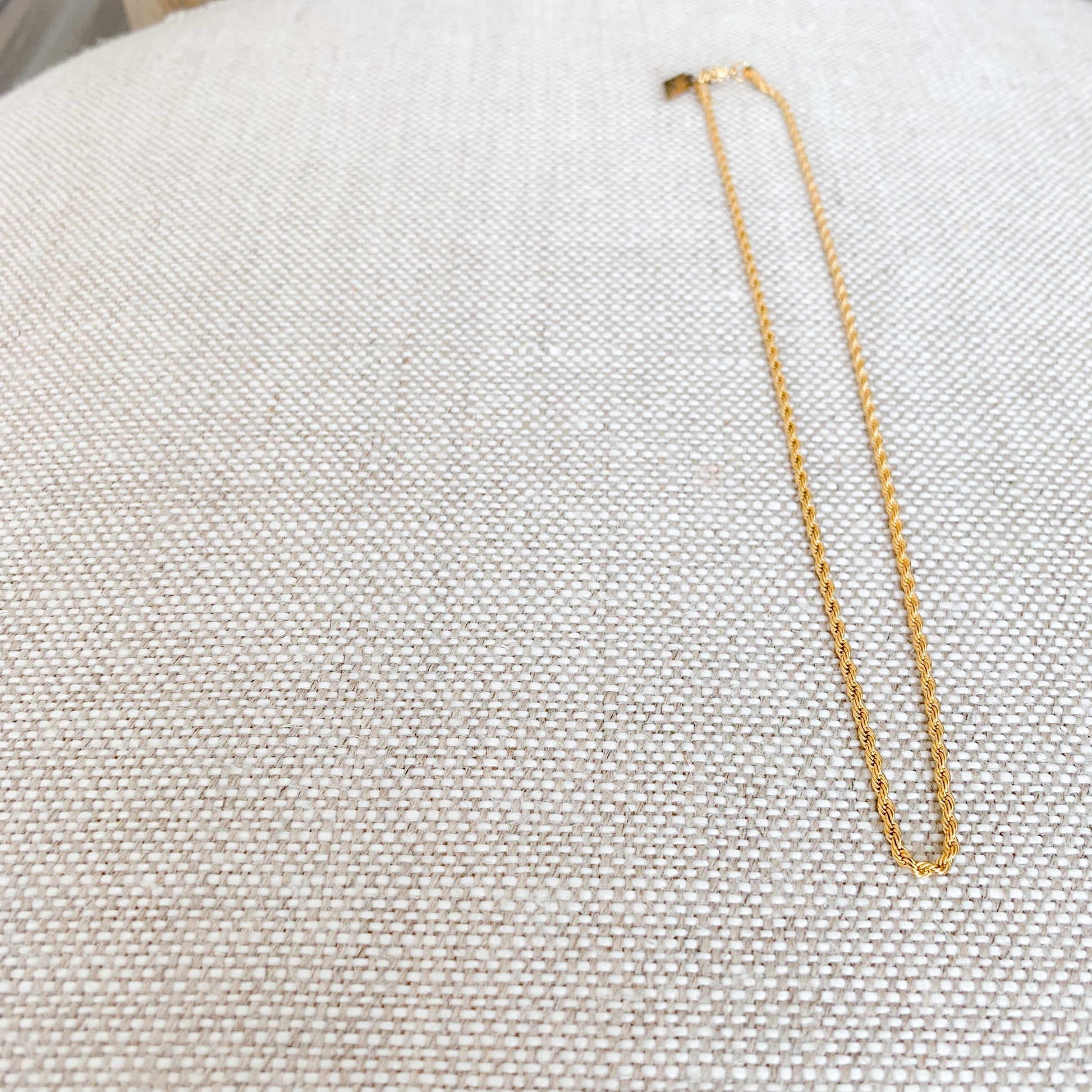 Gold Rope Chain Necklace - BelleStyle