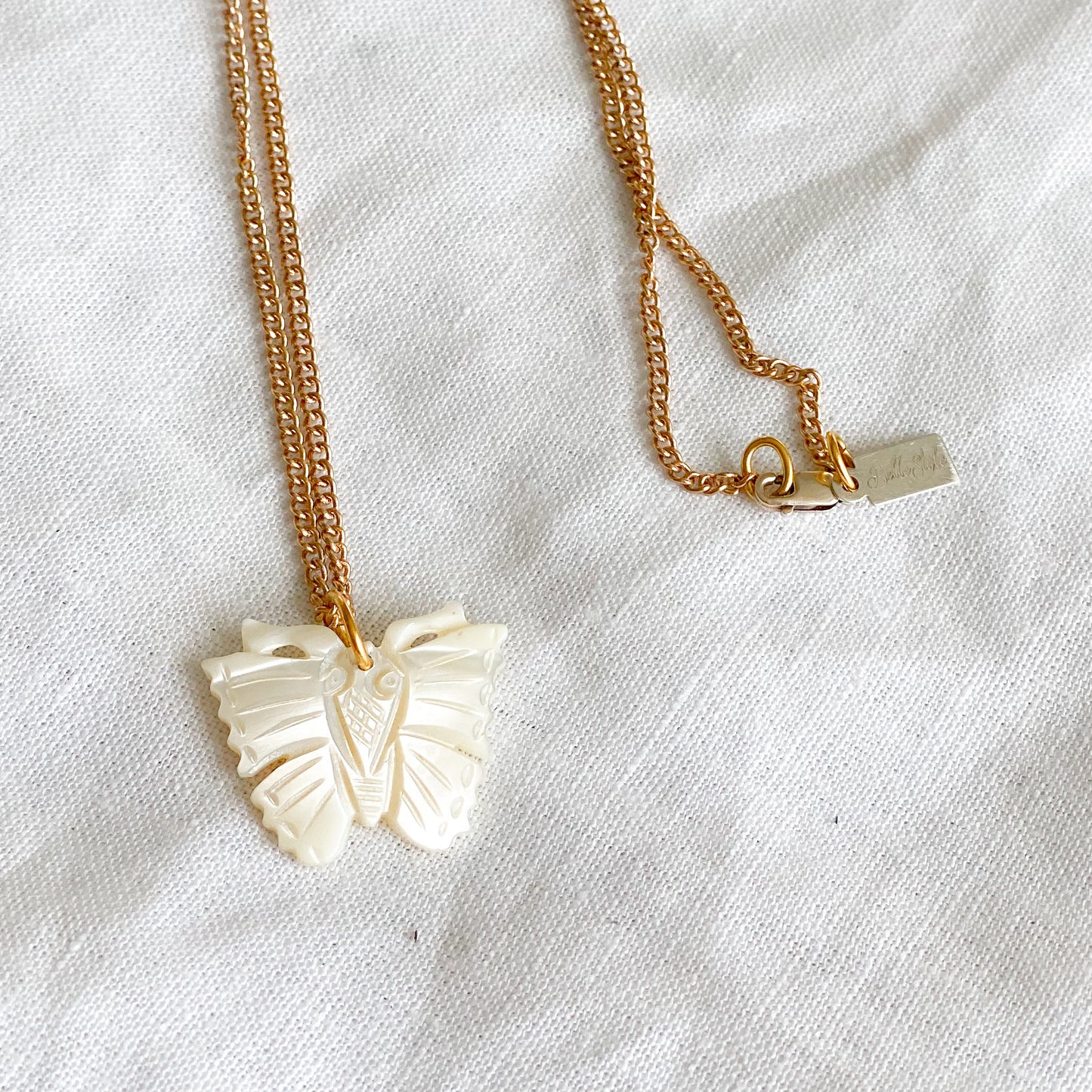 Butterfly Mother of Pearl Charm Necklace - Bellestyle