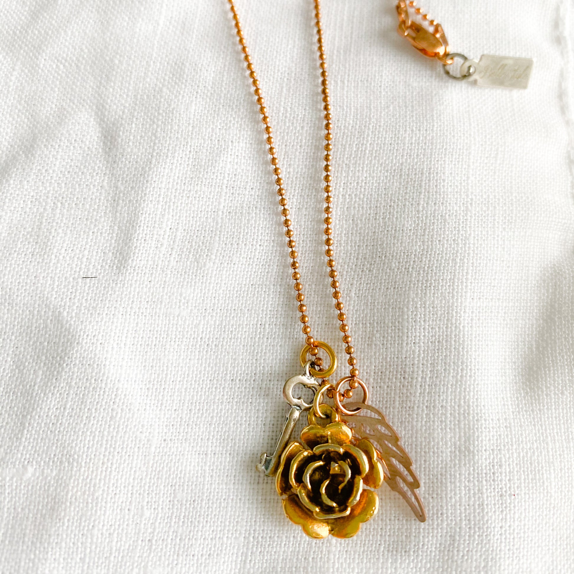 Rose Charm Necklace - BelleStyle