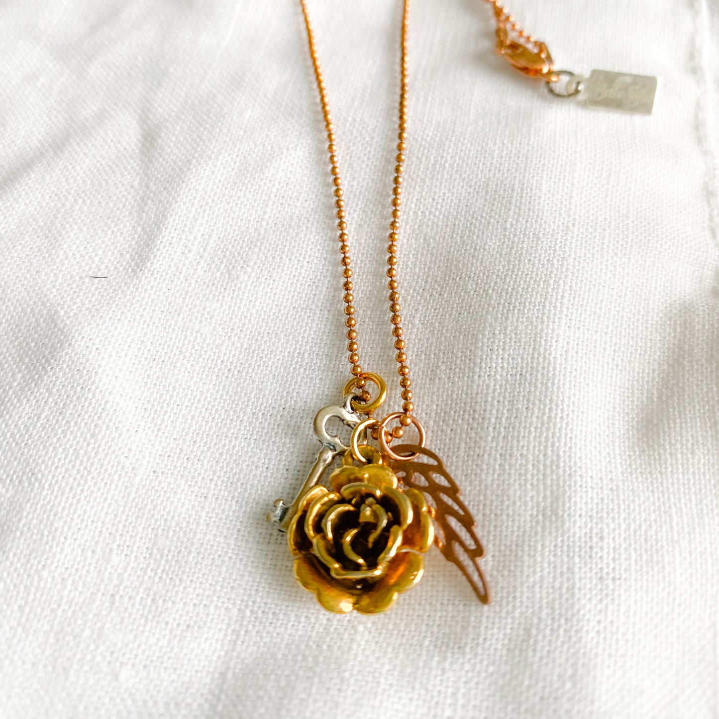 Rose Charm Necklace - BelleStyle