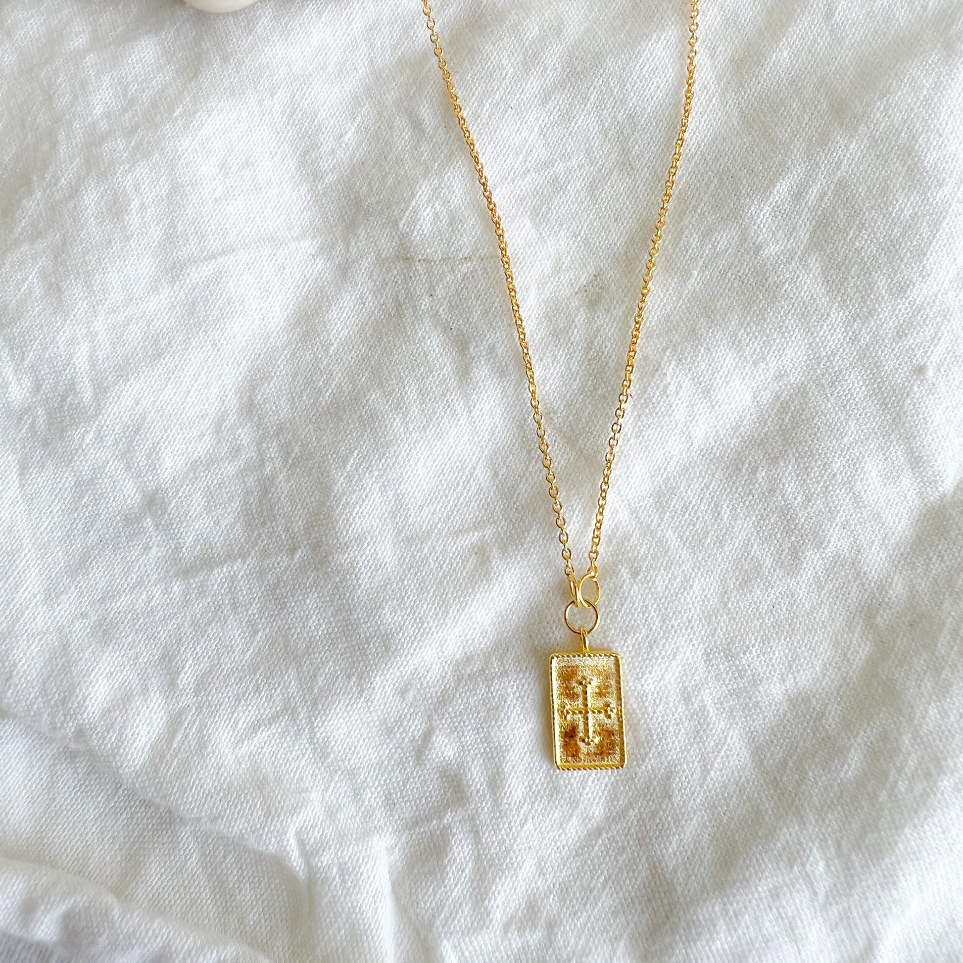 Celtic Rectangle Cross Gold Necklace - Bellestyle