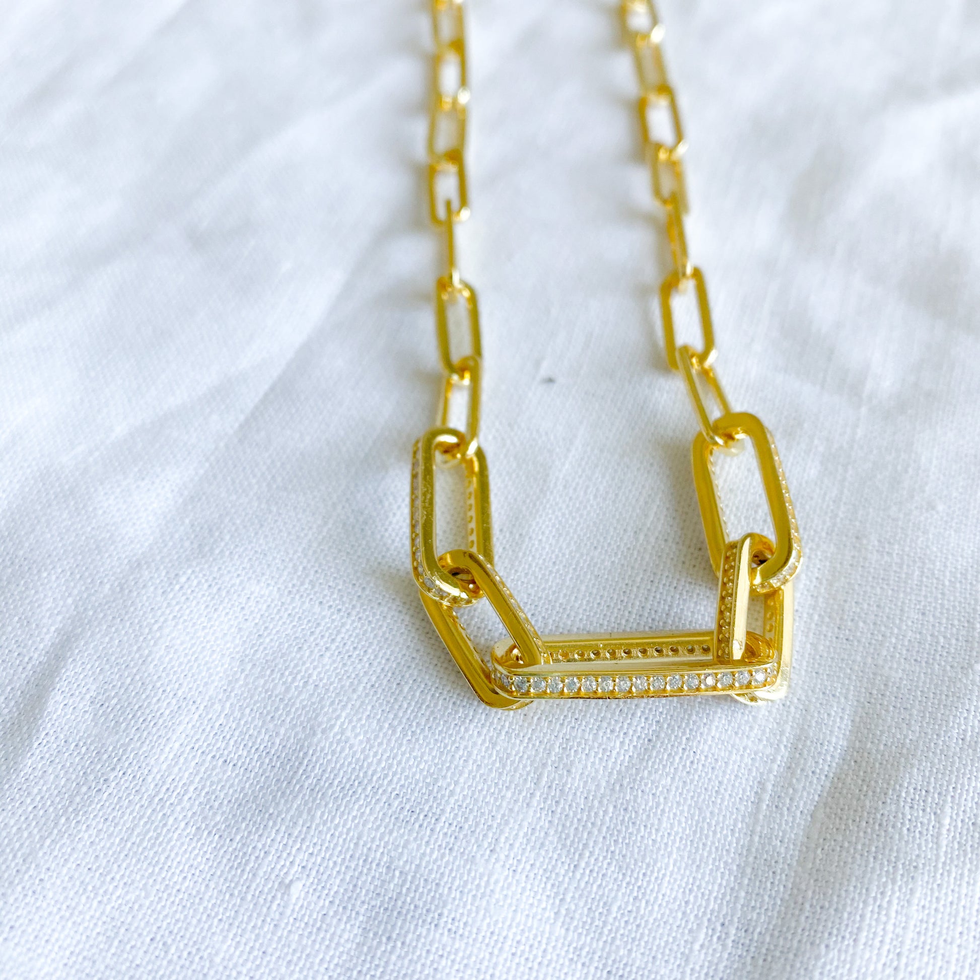 Long Link Necklace - BelleStyle